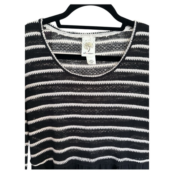 EUC Self Esteem knit striped black and white top Size Large - Picture 2 of 4